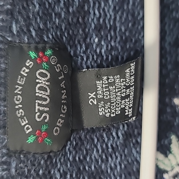 Vintage holiday sweater - Picture 9 of 15